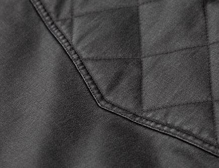 Water-resistant waxed cotton