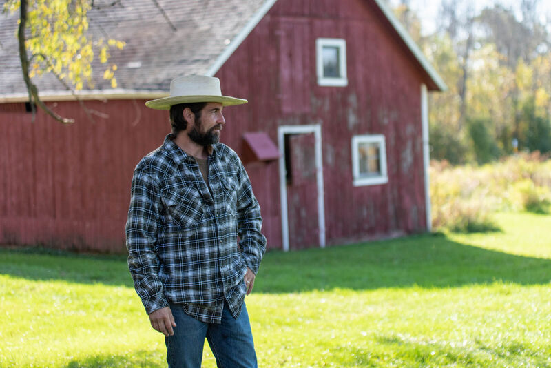 Men's Buck Camp Flannel Shirt image number 4