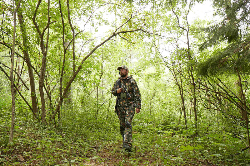 Men's HuntGuard Big Game Camo Softshell Jacket image number 2