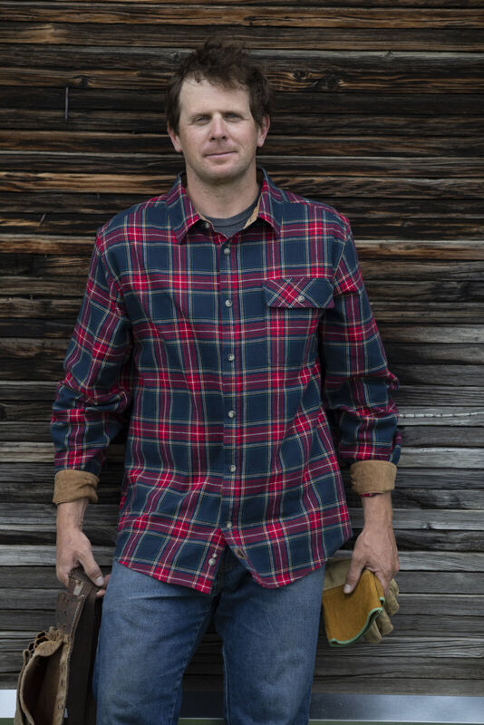 Men's Buck Camp Flannel Shirt image number 4