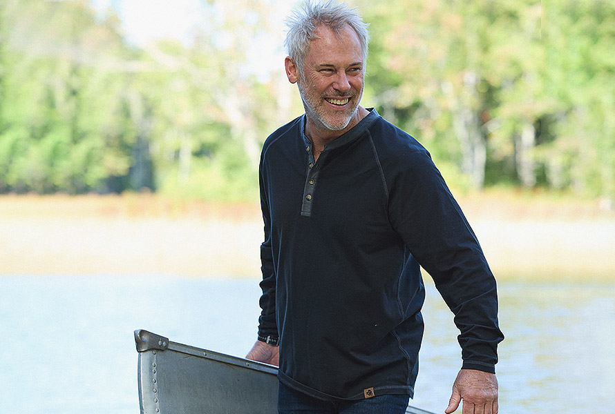 Men's Recluse Raglan Henley Shirt